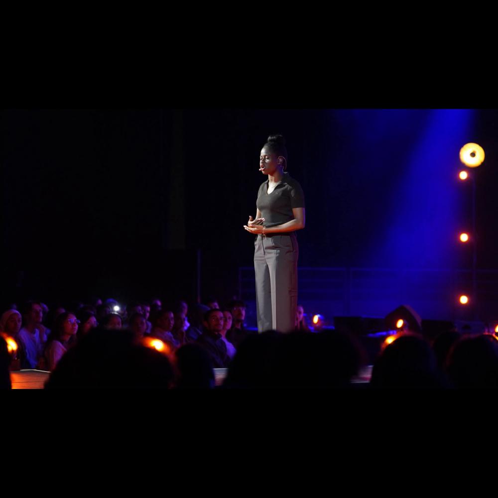 Abigaïl Alexandre, la voix d'Haïti qui a conquis le monde : sacrée championne internationale d'éloquence